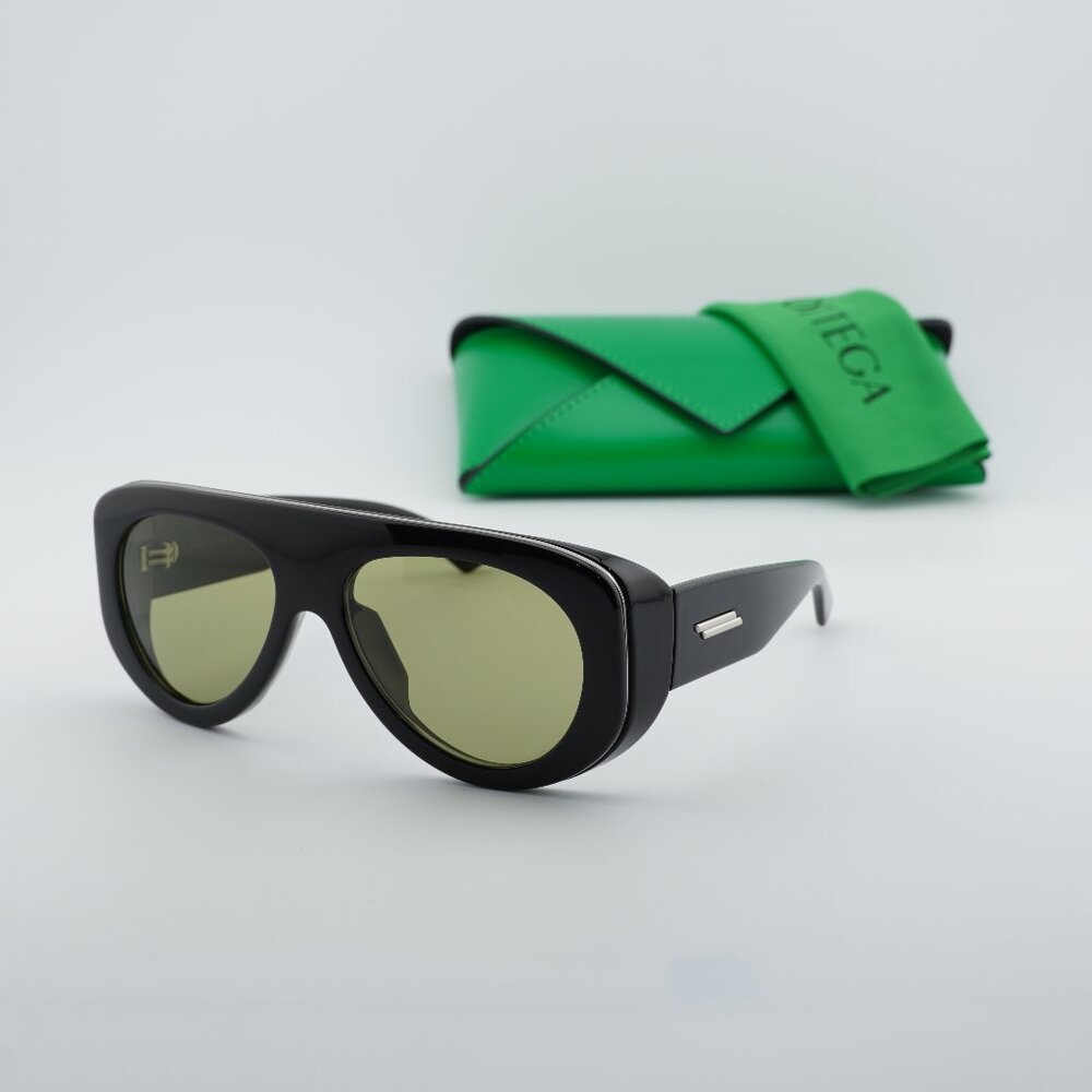 Bottega Veneta BV1362S 006 Geometric Sunglasses - Shiny Black/Green